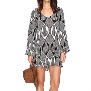 Show Me Your MuMu Donnie Dress Large Paisley Large